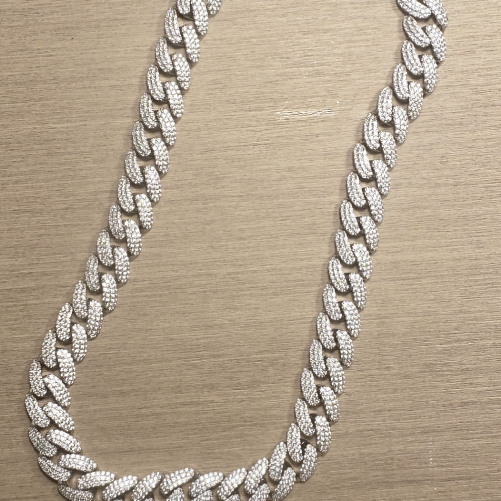 Necklace - Picture 2 of 2